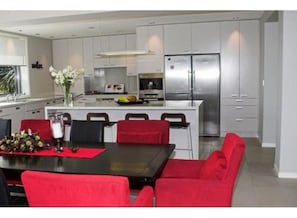 Casa, 5 habitaciones | Servicio a la habitación