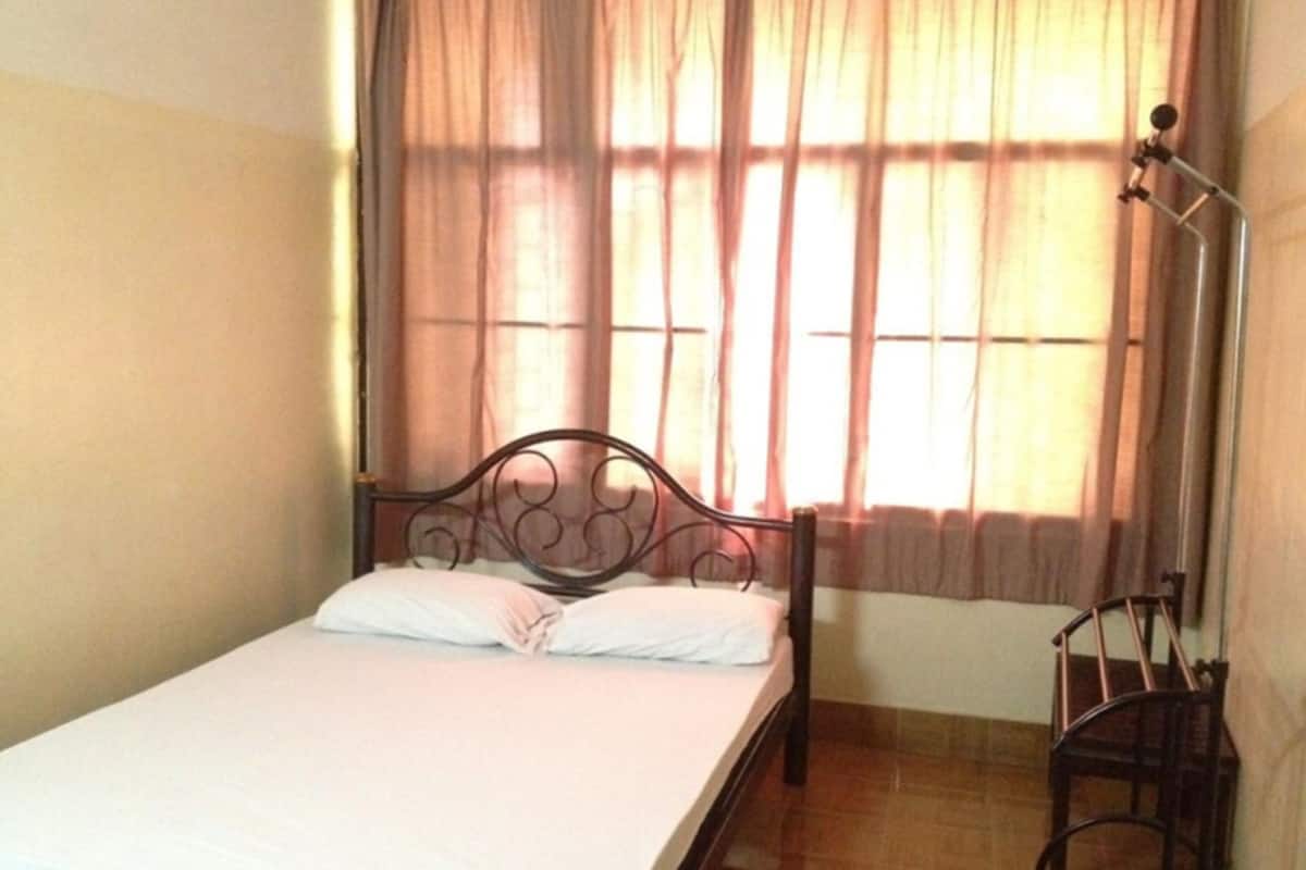 Double Room with Fan | Gratis wifi