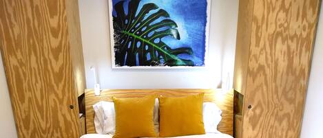 1 dormitorio, tabla de planchar con plancha, wifi gratis y ropa de cama