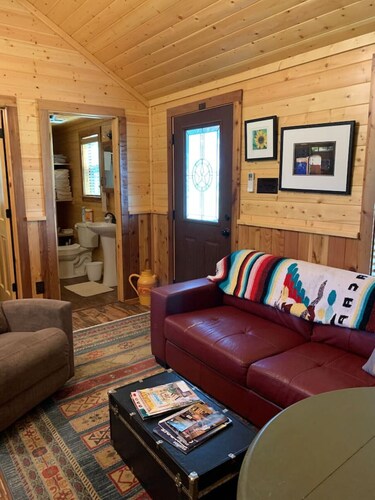 Valley View Cabin at Brazos House Retreat