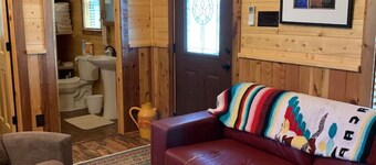 Cabane avec vue sur la vallée à la retraite de la maison Brazos