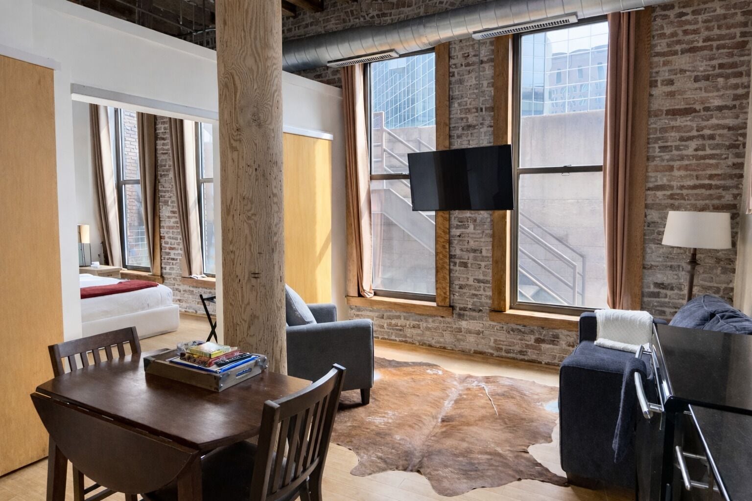 1 chambre, fer et planche à repasser, accès à Internet, literie fournie