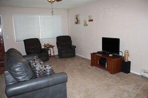 Smart TV, fireplace, video games, DVD player