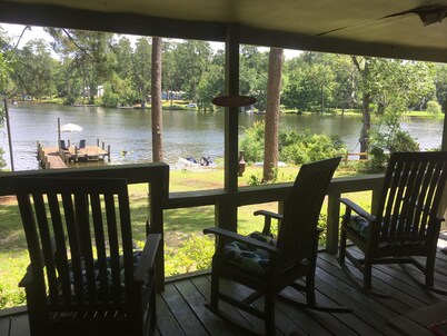 Archie's Lake Daze Cottage - No Pets