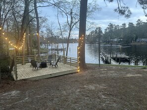 Terrace/patio - Archie's Lake Daze Cottage - No Pets (Manning)