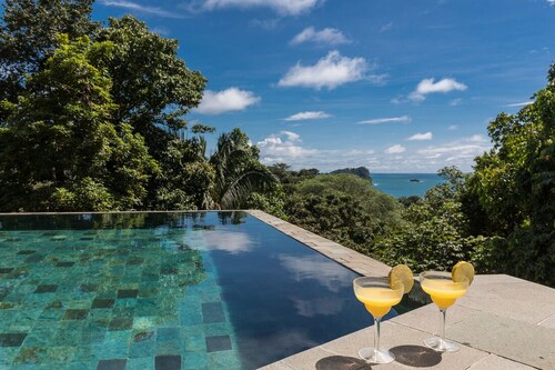 Villa de luxe avec vue imprenable sur l'océan et la jungle / confidentialité