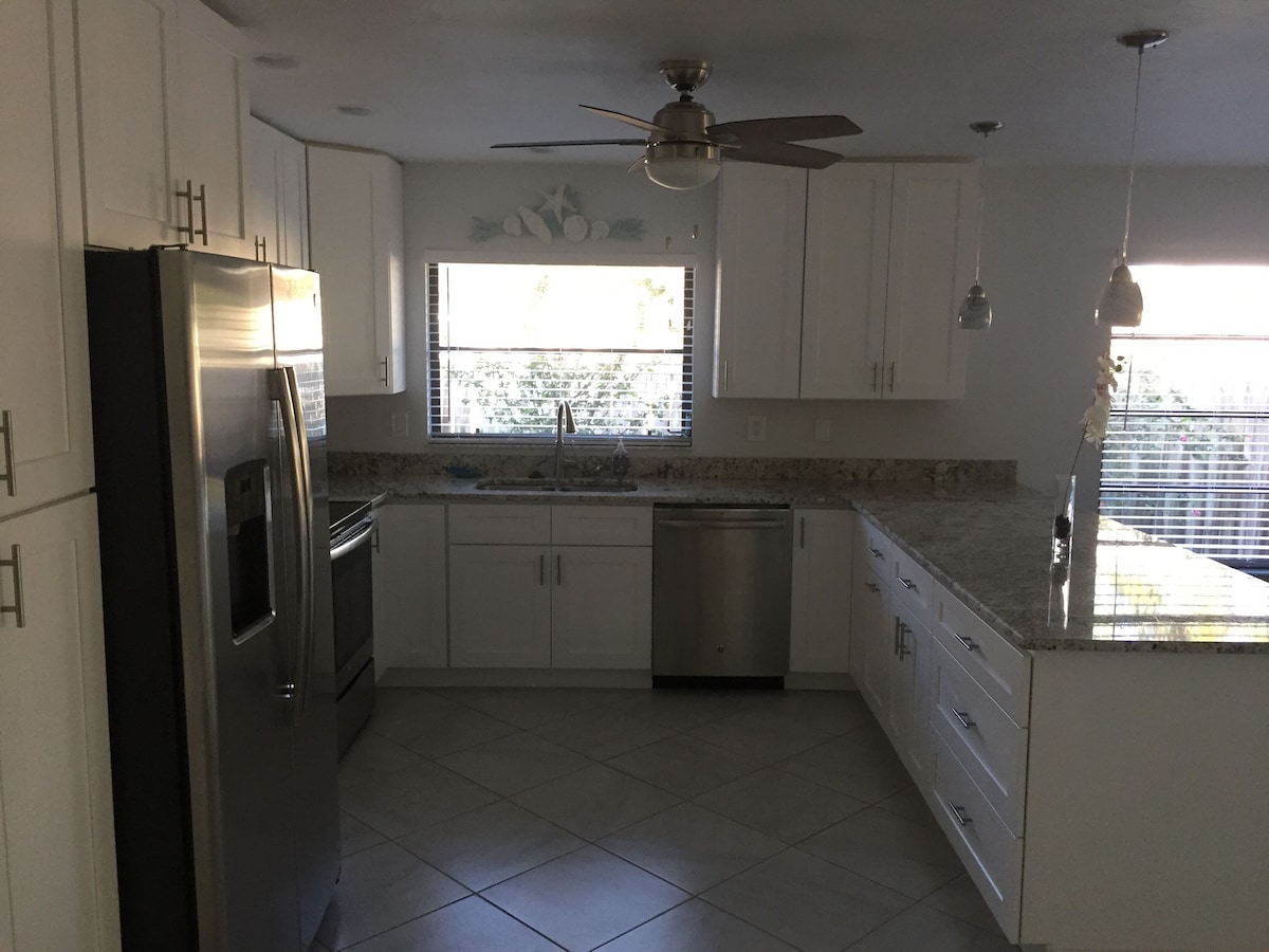Photo 11 of Naples Pool Home, Walk to Vanderbilt Beach & Mercato