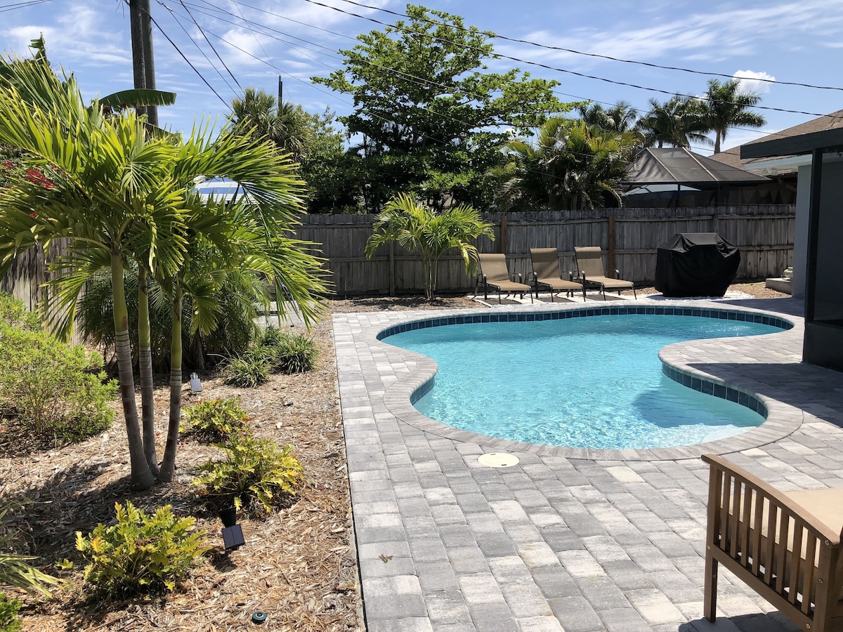 Photo 6 of Naples Pool Home, Walk to Vanderbilt Beach & Mercato