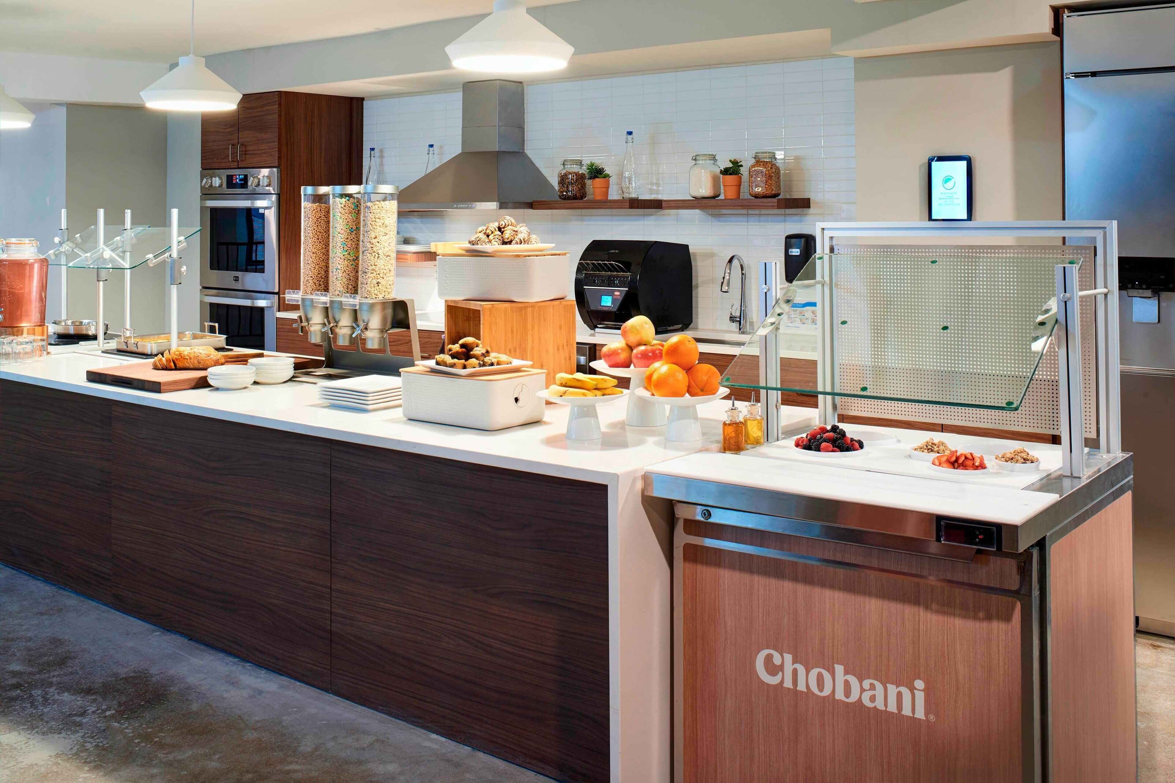 free daily continental breakfast