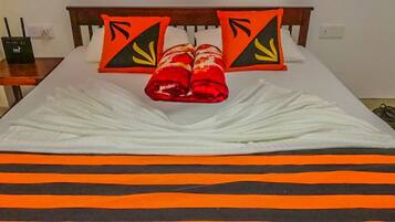Double Room, 1 Double Bed, Non Smoking | Free WiFi