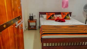 Kamar Double, 1 Tempat Tidur Double, Bebas Asap Rokok | Wi-Fi gratis