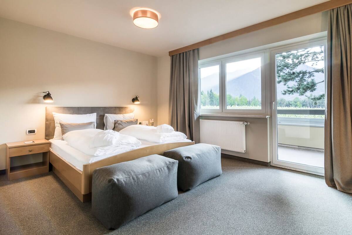 Minibar, cots/infant beds, free WiFi