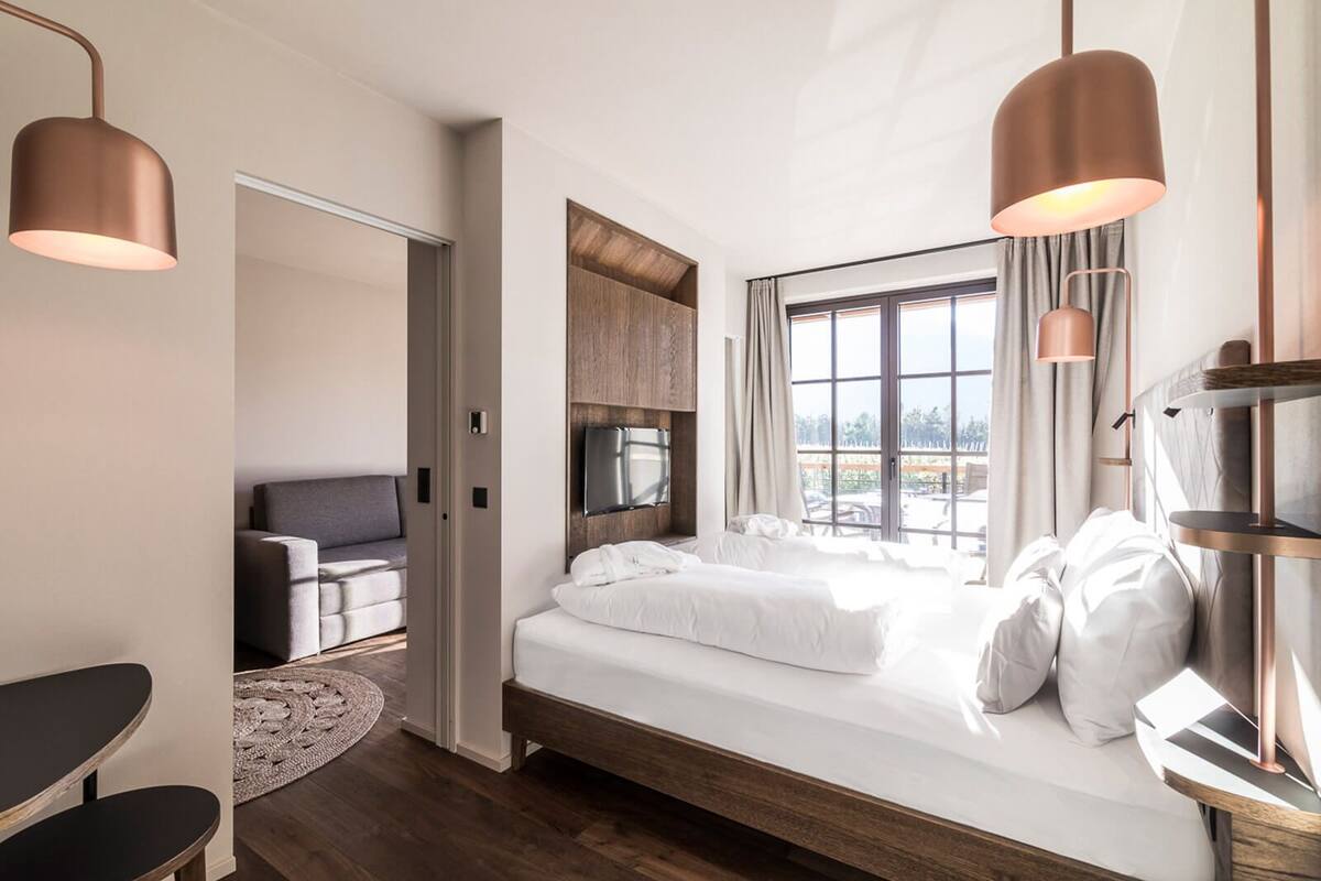 Minibar, cots/infant beds, free WiFi
