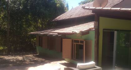 Tercera Mundo de los Pájaros, un paraíso te espera, río dentro de la propiedad.