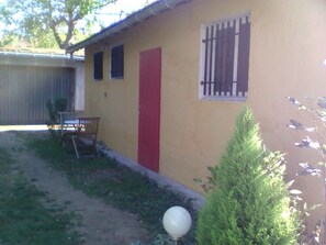 Exterior - B&B Dolce Casa (Sainte-Foy-les-Lyon)