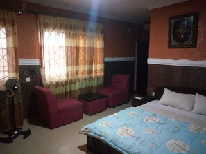 Desk, bed sheets