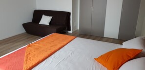Family Suite, 1 Queen Bed with Sofa bed, Courtyard View | View from room - B&B Ca' dell'Angelo Chioggia (Chioggia)