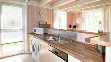 Réfrigérateur, micro-ondes, four, lave-vaisselle