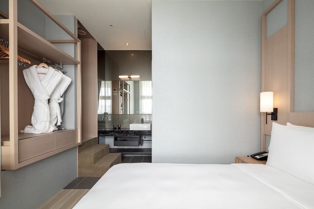 family suite, 2 bedrooms | 1 bedroom, premium bedding, down duvets, in-room safe