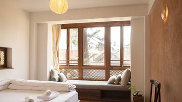 ملاءات للفراش لا تسبب الحساسية وألحفة محشوة بالريش