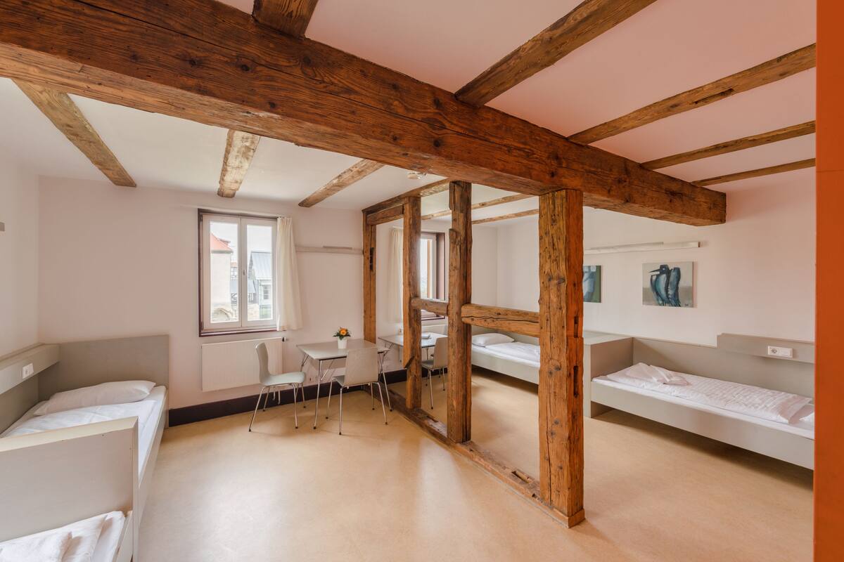 Desk, cribs (free), rollaway beds (surcharge), bed sheets