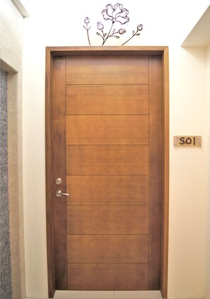 Deluxe Quadruple Room (501) | 1 bedroom, desk, blackout drapes, soundproofing - Forest Deer Black Tea Homestay (Tainan)