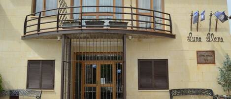 Façade de l’hébergement