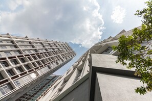 Entrée de l’hébergement
