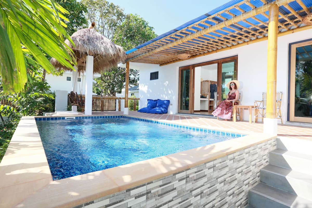 2-Bedroom Pool Villa | Minibar, Zimmersafe, individuell dekoriert, individuell eingerichtet