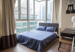 2 bedrooms, desk, iron/ironing board, free WiFi - Marc B20-09 by SYNC (Kuala Lumpur)