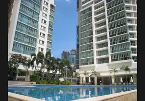 Outdoor pool - Marc B20-09 by SYNC (Kuala Lumpur)