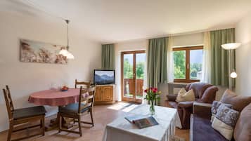 Fernseher, Tischtennisplatte