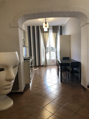 Loft | Eigene Küche | Wasserkocher mit Kaffee-/Teezubehör, Wasserkocher