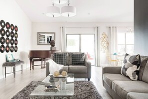 Téléviseur connecté, bureau