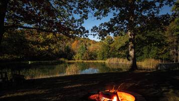 Enceinte de lâhĂ©bergement