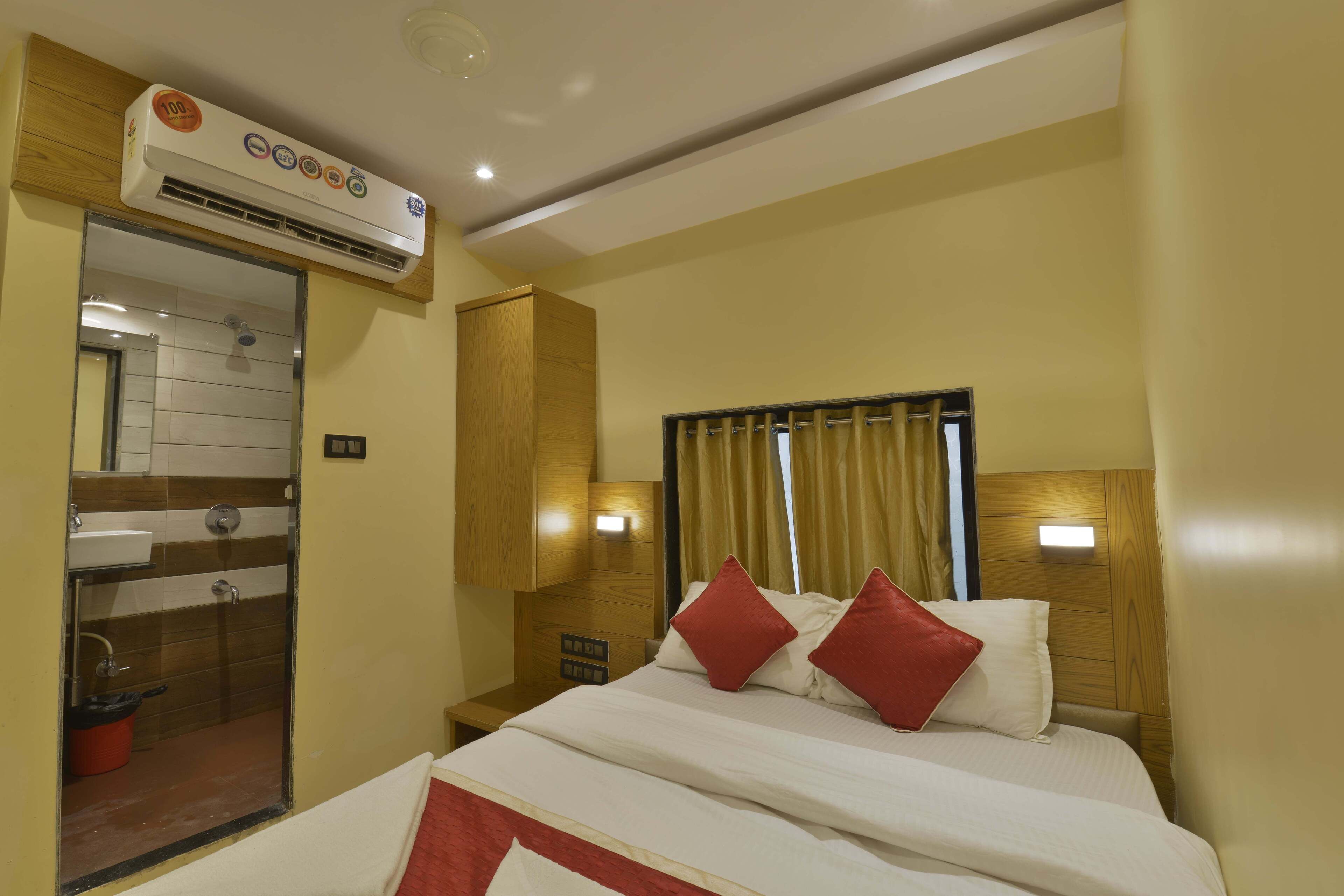 Photo - Hotel Residency Park Near Masjid Rly Station South Mumbai