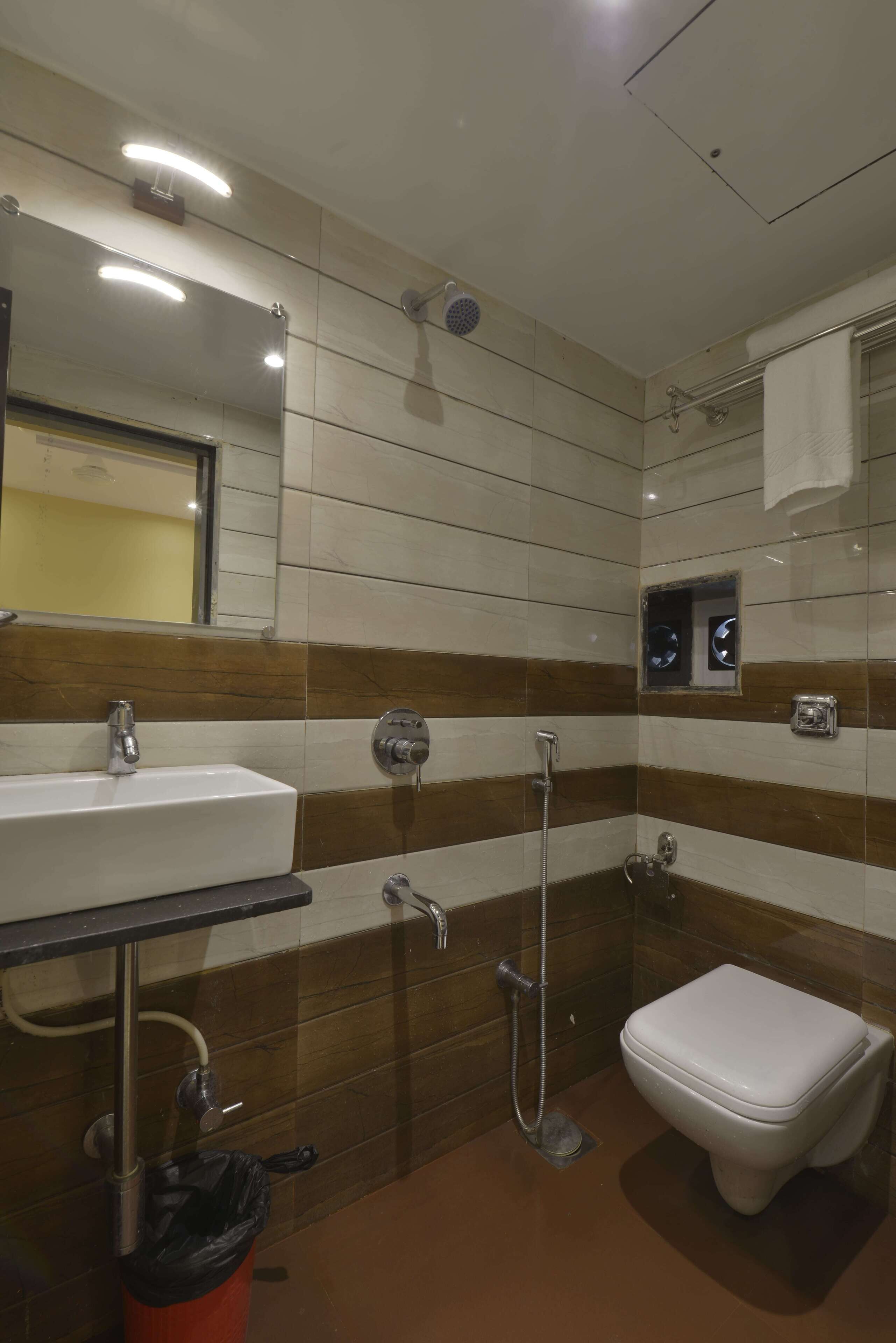 Photo - Hotel Residency Park Near Masjid Rly Station South Mumbai
