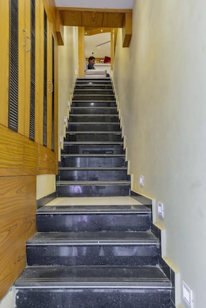 Staircase - Hotel Residency Park (Mumbai)