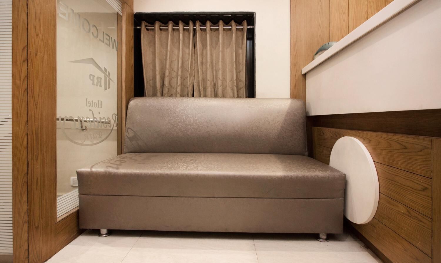 Photo - Hotel Residency Park Near Masjid Rly Station South Mumbai