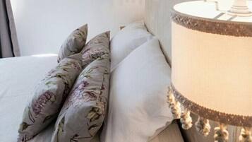 Superior Double Room, Non Smoking, Sea View | Desk, blackout drapes, soundproofing, rollaway beds