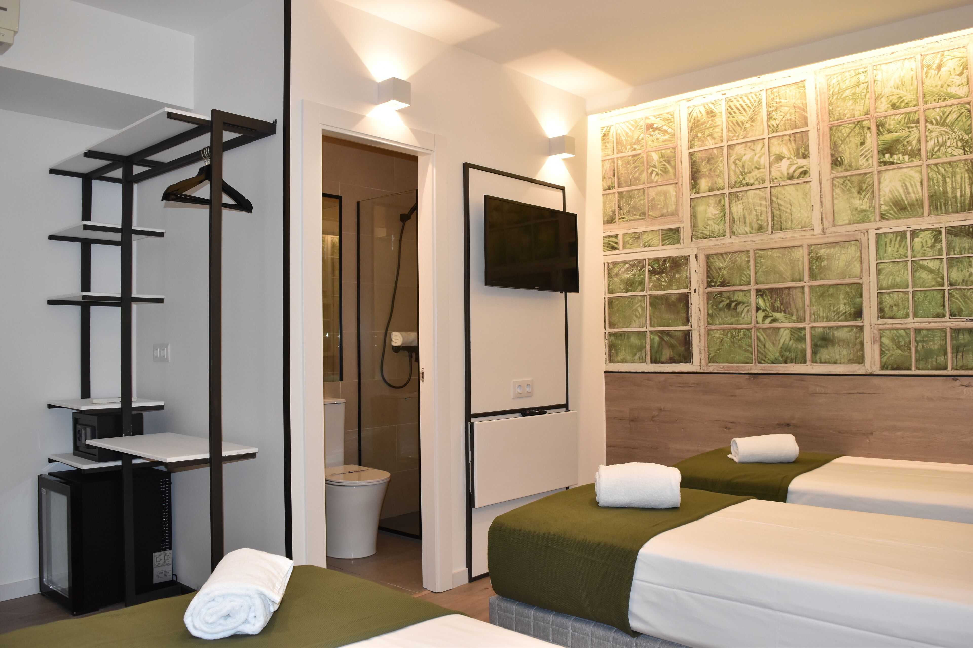 Classic Twin Room, 1 Bedroom | Egyptian cotton sheets, premium bedding, down comforters