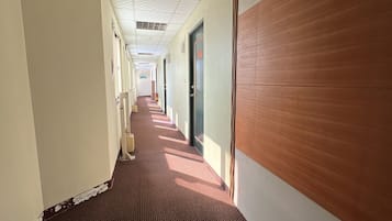 Business Oda, 1 Çift Kişilik Yatak, Sigara İçilmez | Masa, ücretsiz kablosuz İnternet, çarşaf takımı