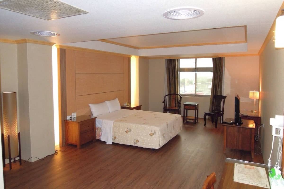 Business kamer, 1 tweepersoonsbed, niet-roken | Een bureau, gratis wifi, beddengoed