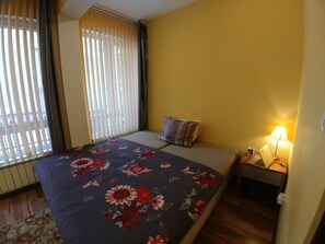 Blackout curtains, soundproofing, iron/ironing board, free WiFi