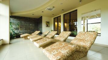 Sauna, steam room, Turkish bath, body treatments, hydrotherapy