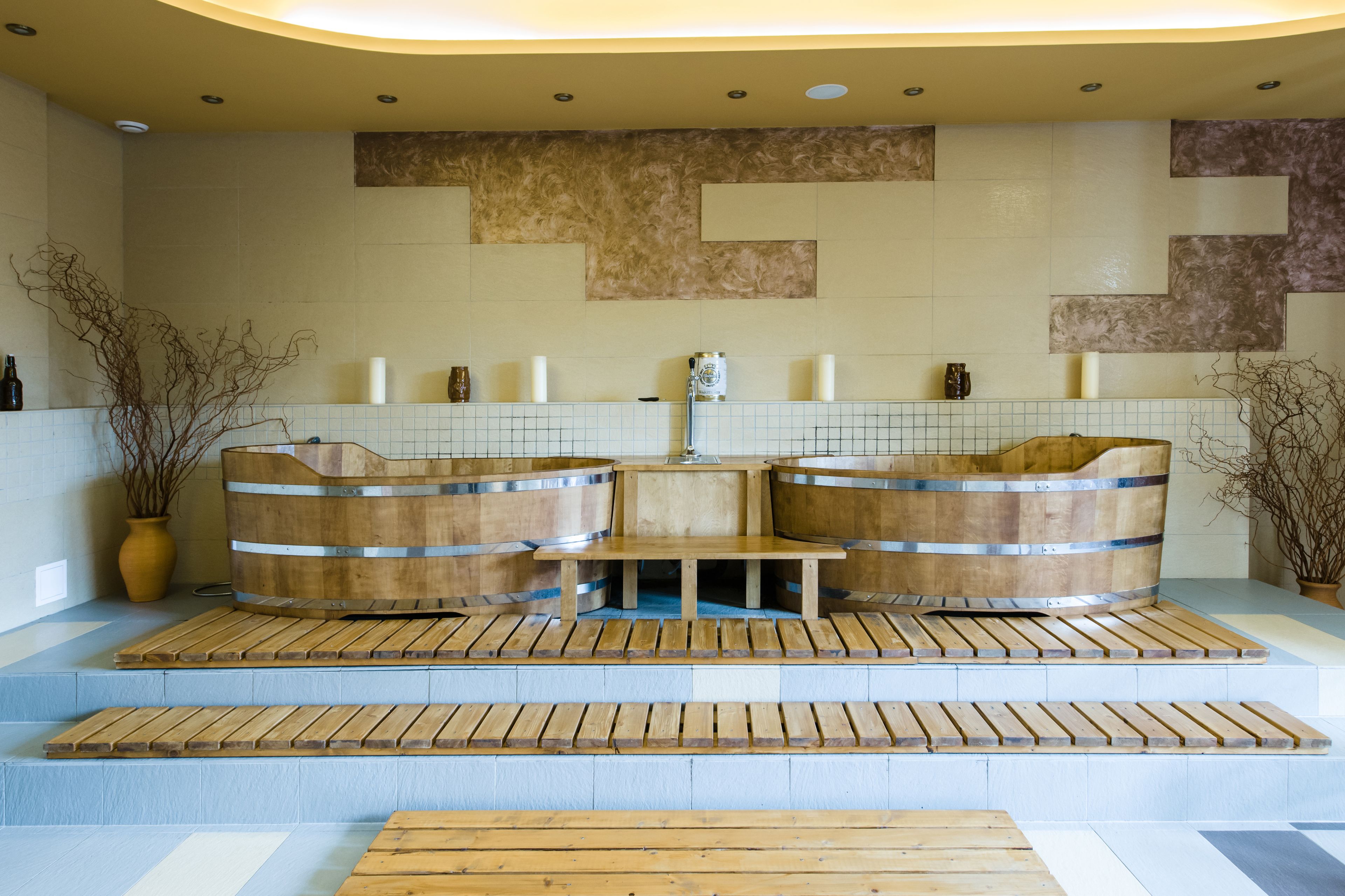 Sauna seca, sauna a vapor, banho turco/hammam, tratamentos corporais