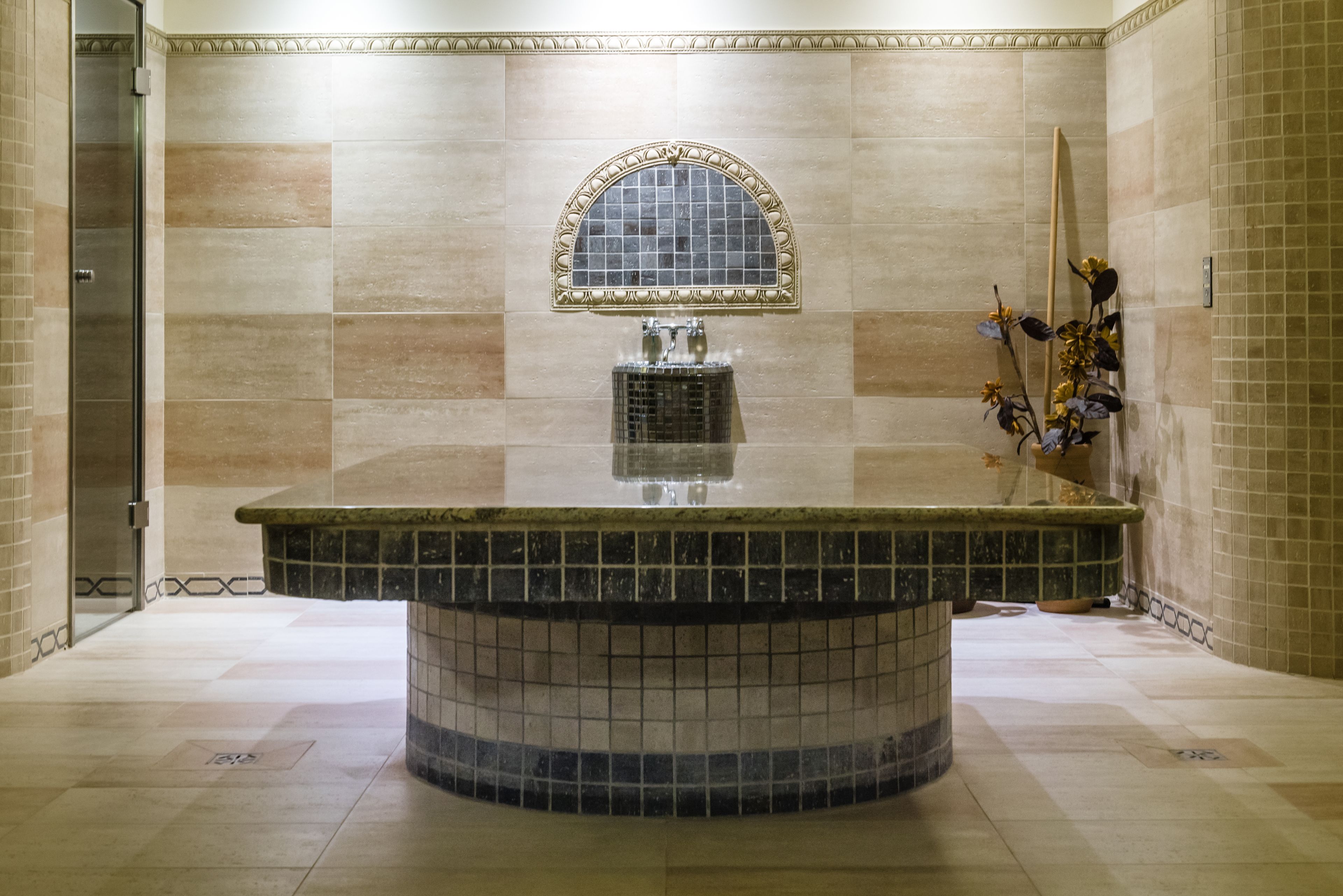 sauna, steam room, turkish bath/hammam, body treatments, hydrotherapy