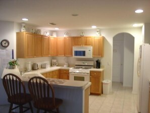 Family Villa, Garden Area | Shared kitchen