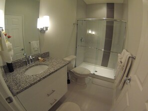 Family Townhome, Private Pool, Garden Area | Bathroom shower - Aco63664 - Serenity - 3 Bed 3 Baths Townhouse (Clermont)