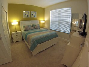 Family Townhome, Private Pool, Garden Area | 3 bedrooms, laptop workspace, iron/ironing board, bed sheets - Aco63664 - Serenity - 3 Bed 3 Baths Townhouse (Clermont)